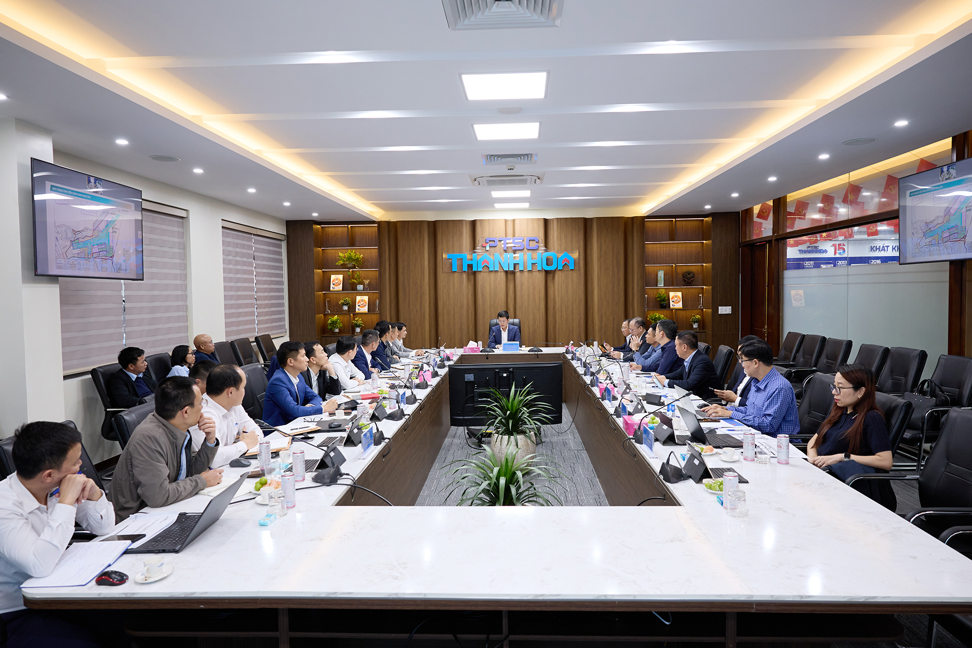 Tổng giám đốc Tổng công ty PTSC làm việc với PTSC Thanh Hóa: định hướng mục tiêu doanh thu 2.000 tỷ đồng năm 2026  