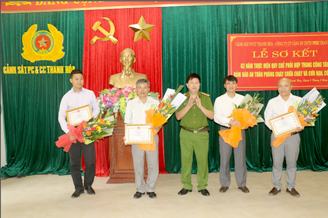 Sơ kết 02 năm thực hiện Quy chế phối hợp PCCC và CNCH giữa Cảnh sát PCCC tỉnh Thanh Hóa và PTSC Thanh Hóa