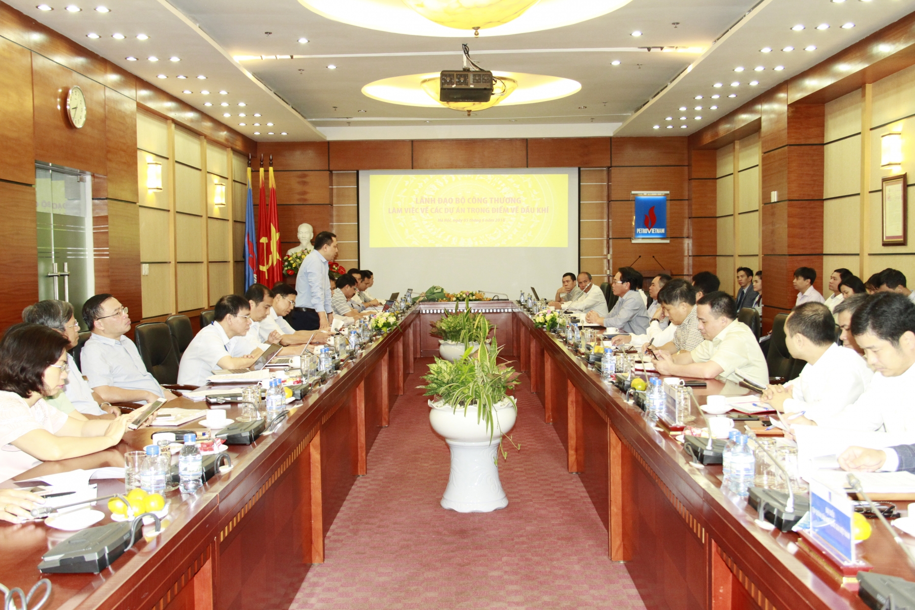 New Deputy Minister – Mr. Dang Hoang An had a working session with PVN
