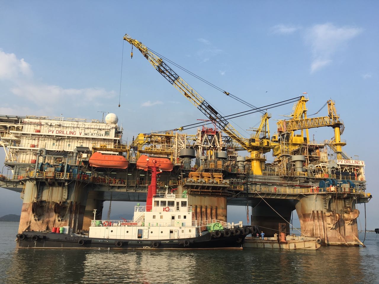 Petro Vietnam (PVN) has reached total revenue of over 560 trillion VND, making a significant contribution to GDP growth